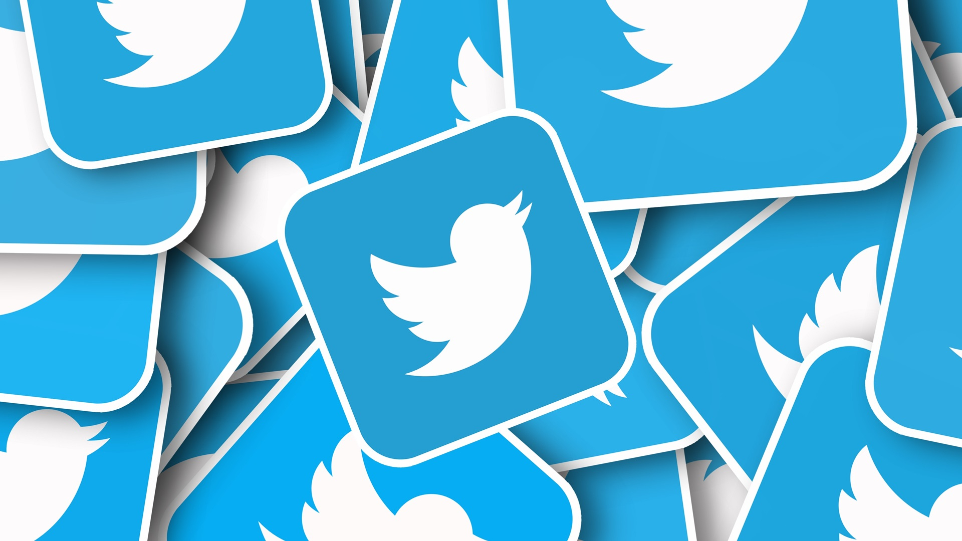 Новость Роскомнадзор угрожает Twitter блокировкой в России