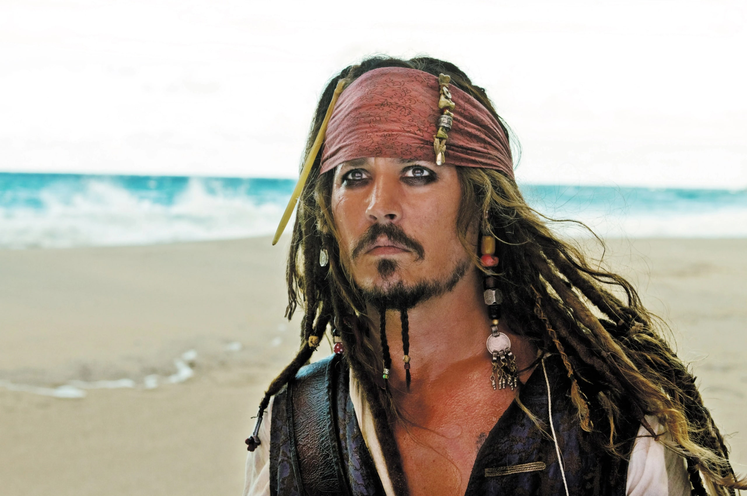 Новость Инсайдер: Disney хочет вернуть Джонни Деппа в «Пиратов Карибского моря»