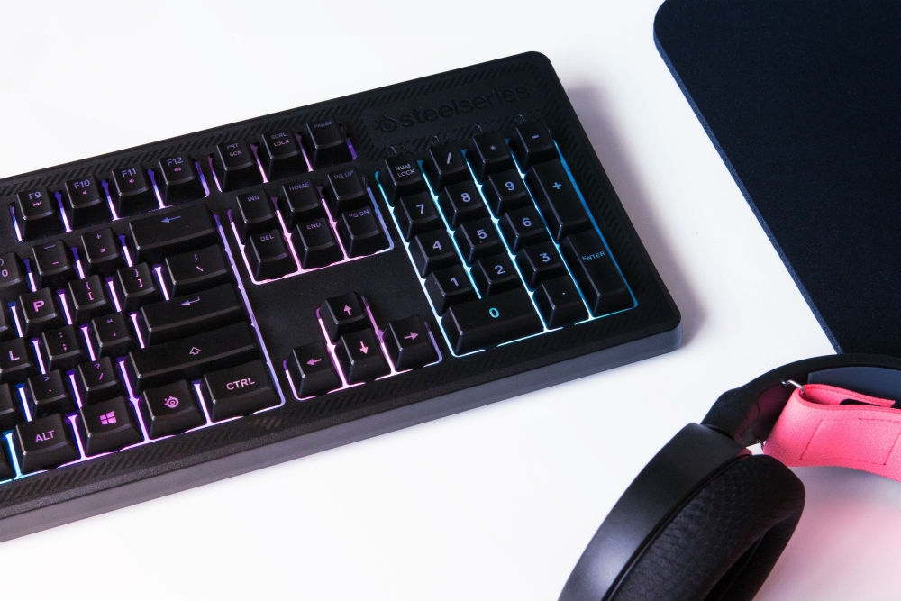 Новость Компания SteelSeries представила игровую клавиатуру Apex 150