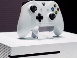 Новость Уже второй месяц подряд Xbox One обгоняет PS4 по продажам в США