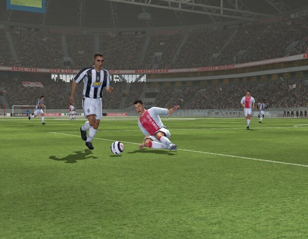 Скриншот из игры Club Football 2005 под номером 14