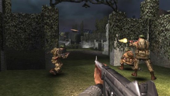 Скриншот из игры Call of Duty: Roads to Victory под номером 10