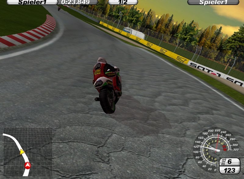 Скриншот из игры Moto Race Challenge 07 под номером 8