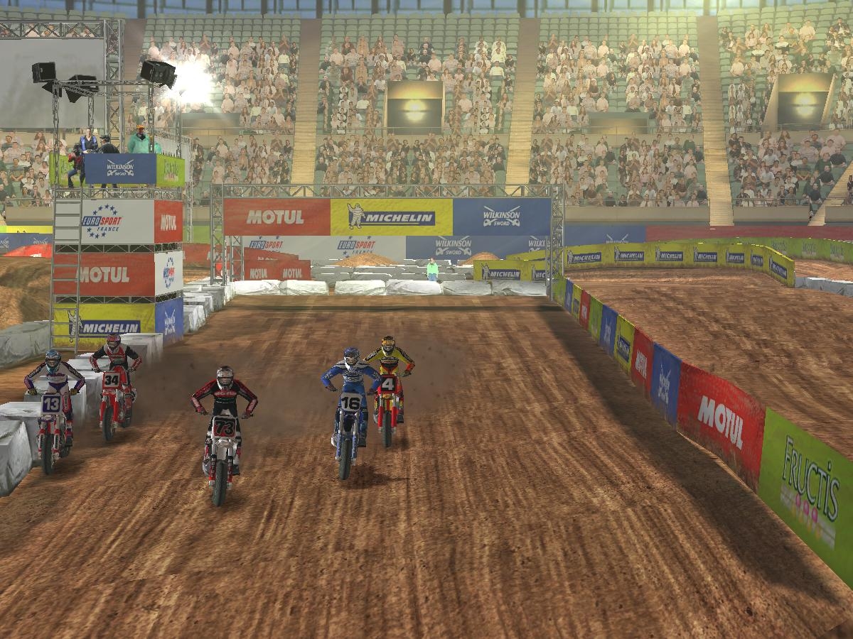 Скриншот из игры Moto Racer 3 Gold Edition под номером 5