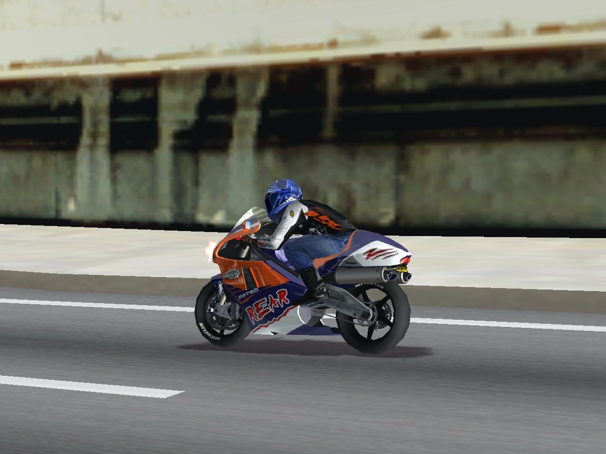 Скриншот из игры Moto Racer 3 Gold Edition под номером 6