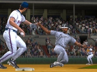 Скриншот из игры MVP Baseball 2004 под номером 14