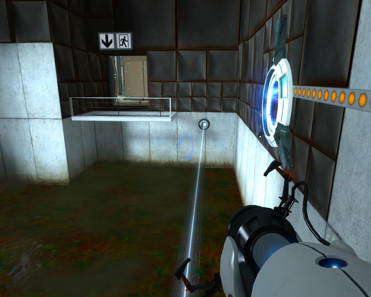 Скриншот из игры Half-Life 2: The Orange Box под номером 12