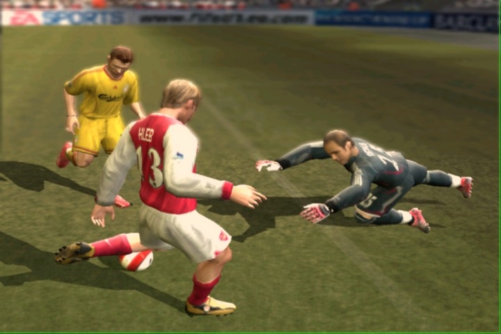 Скриншот из игры FIFA 07 под номером 14