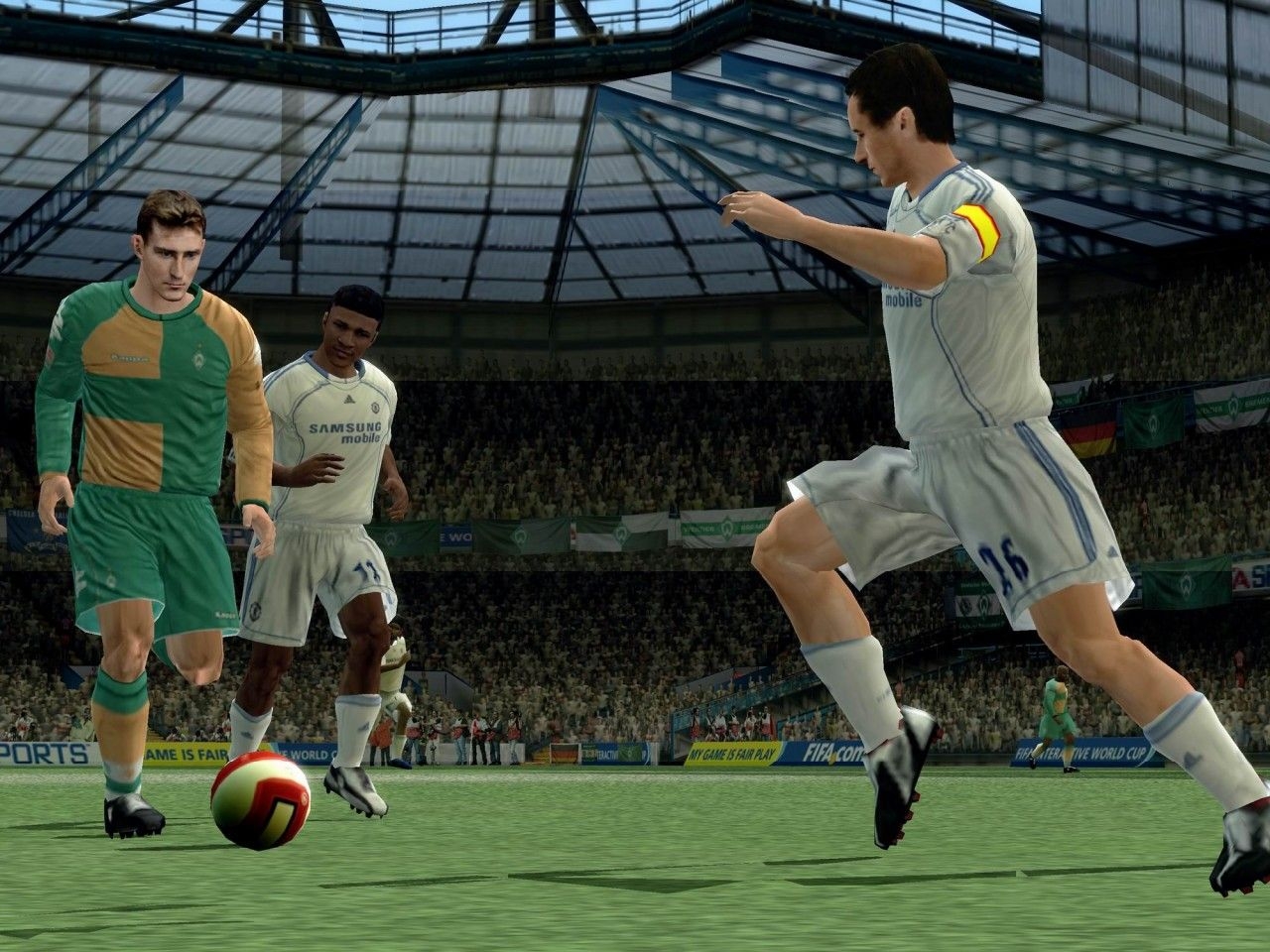 Скриншот из игры FIFA 08 под номером 12