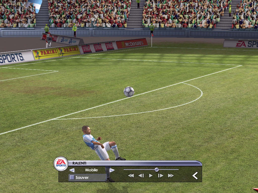 Скриншот из игры FIFA 2002 под номером 17