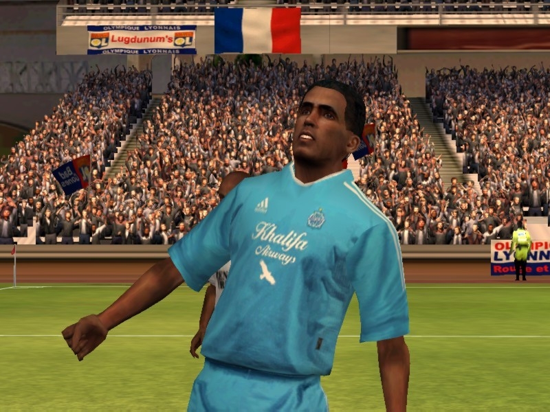 Скриншот из игры FIFA 2003 под номером 13
