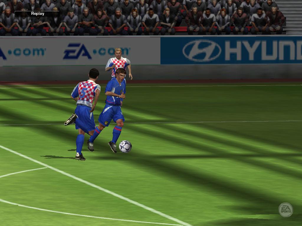 Скриншот из игры FIFA 2003 под номером 30