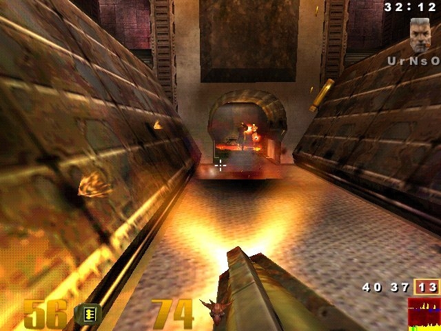 Скриншот из игры Quake 3 Arena под номером 4
