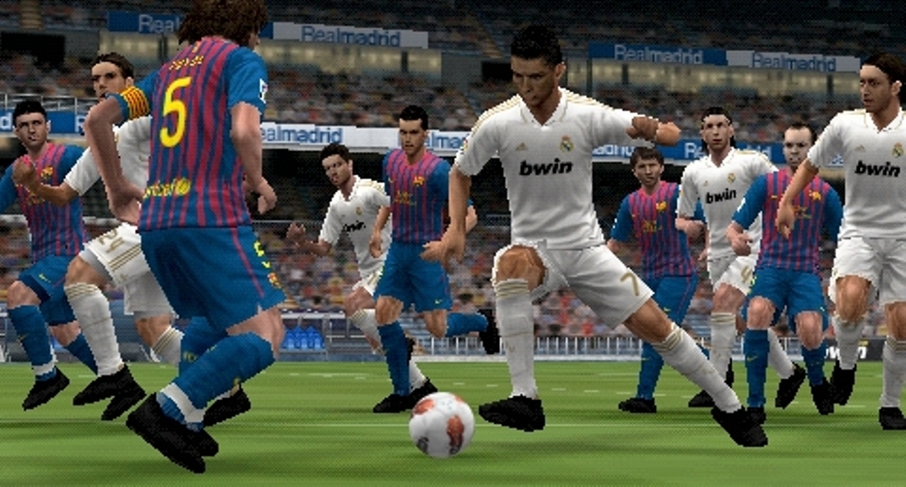 Скриншот из игры Pro Evolution Soccer 2012 под номером 101