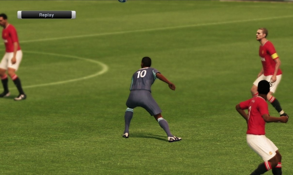 Скриншот из игры Pro Evolution Soccer 2012 под номером 129