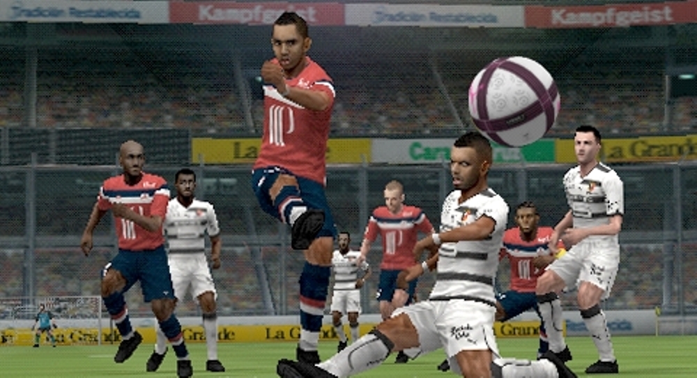Скриншот из игры Pro Evolution Soccer 2012 под номером 139