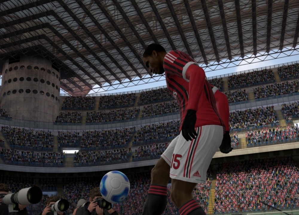 Скриншот из игры Pro Evolution Soccer 2012 под номером 36