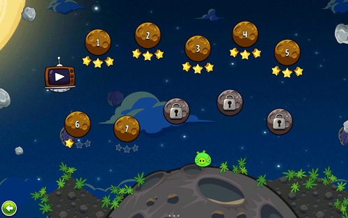 Скриншот из игры Angry Birds Space под номером 1