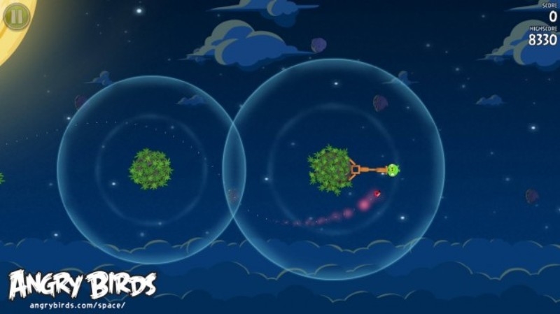 Скриншот из игры Angry Birds Space под номером 18
