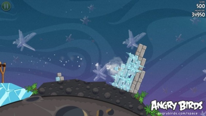 Скриншот из игры Angry Birds Space под номером 19