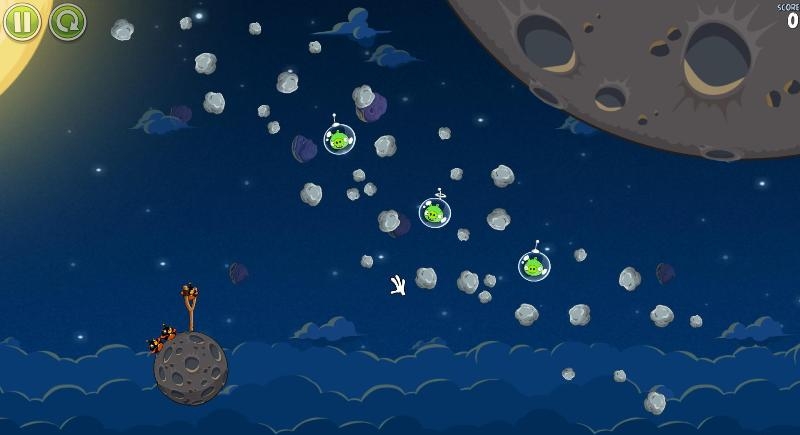 Скриншот из игры Angry Birds Space под номером 6