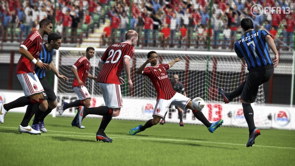 Скриншот из игры FIFA 13 под номером 21
