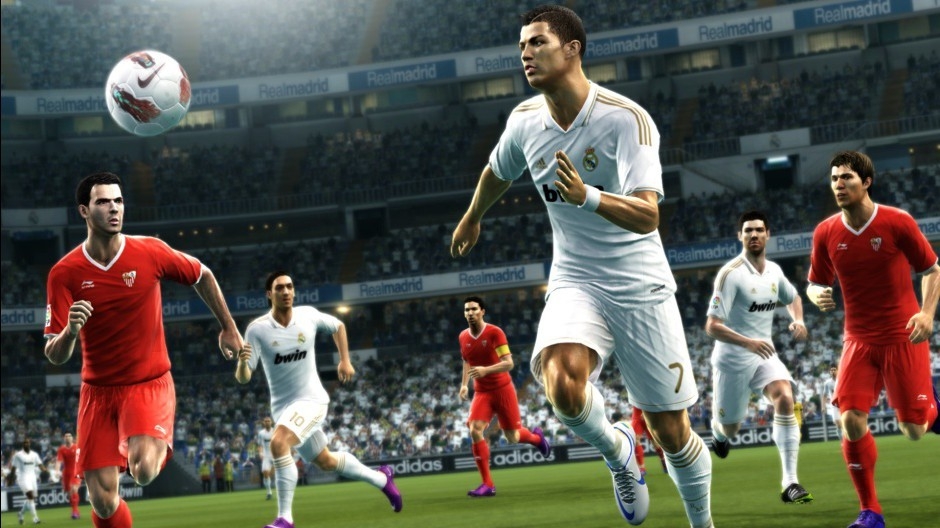 Скриншот из игры Pro Evolution Soccer 2013 под номером 18