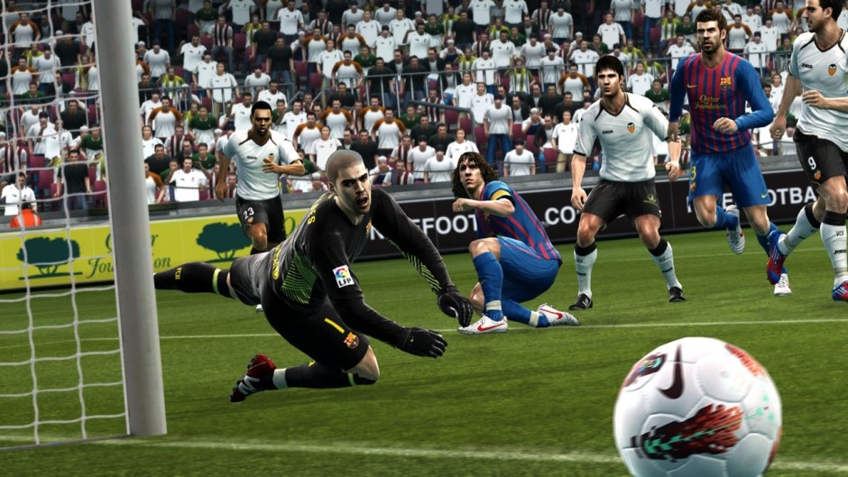 Скриншот из игры Pro Evolution Soccer 2013 под номером 7