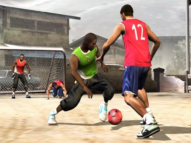 Скриншот из игры FIFA Street 2 под номером 11