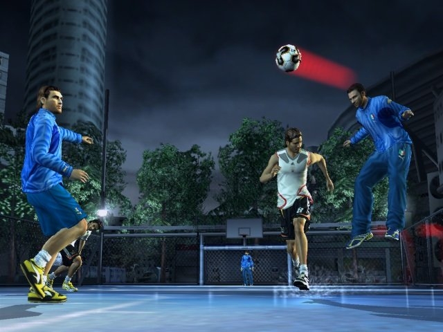 Скриншот из игры FIFA Street 2 под номером 17