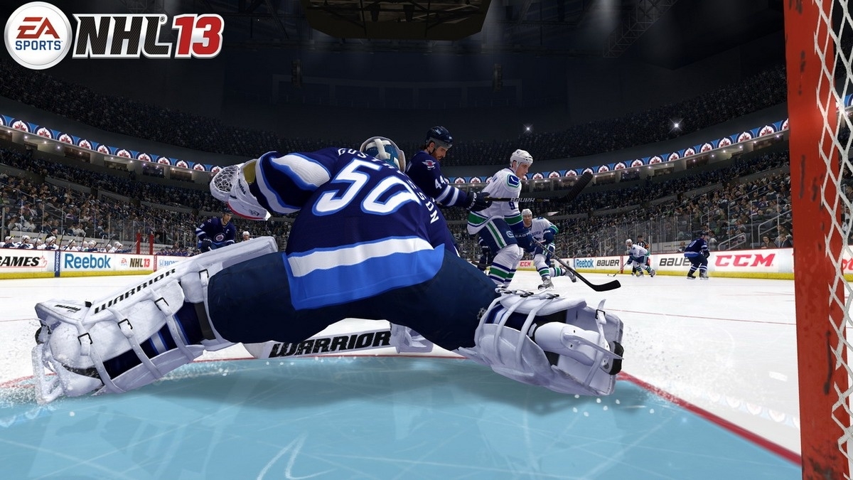 Скриншот из игры NHL 13 под номером 18