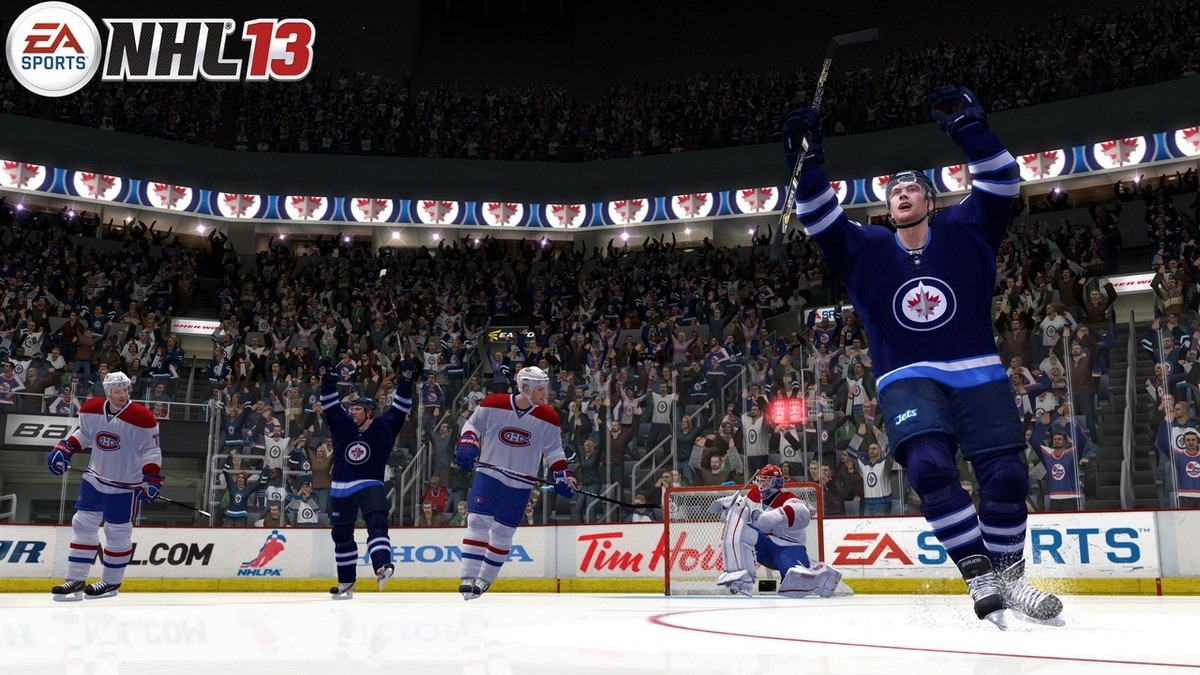 Скриншот из игры NHL 13 под номером 30