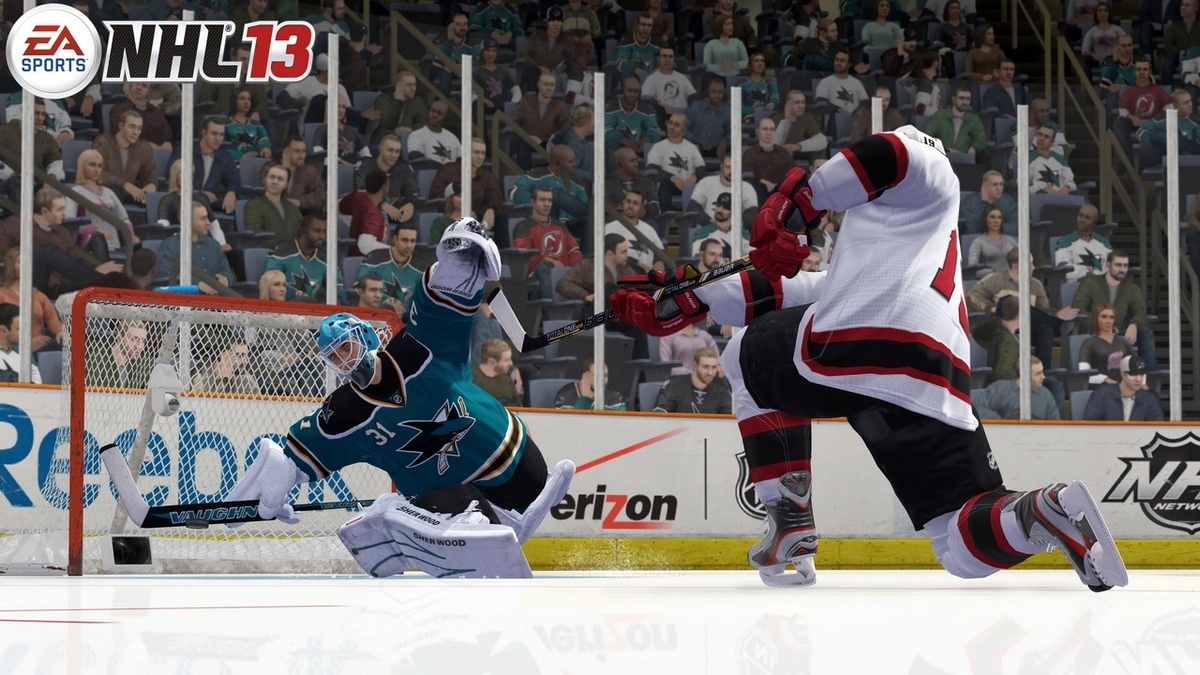 Скриншот из игры NHL 13 под номером 4