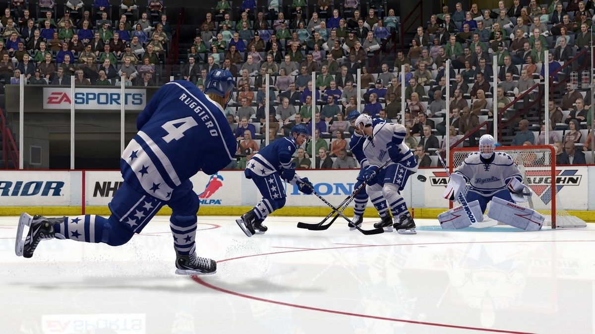 Скриншот из игры NHL 13 под номером 60