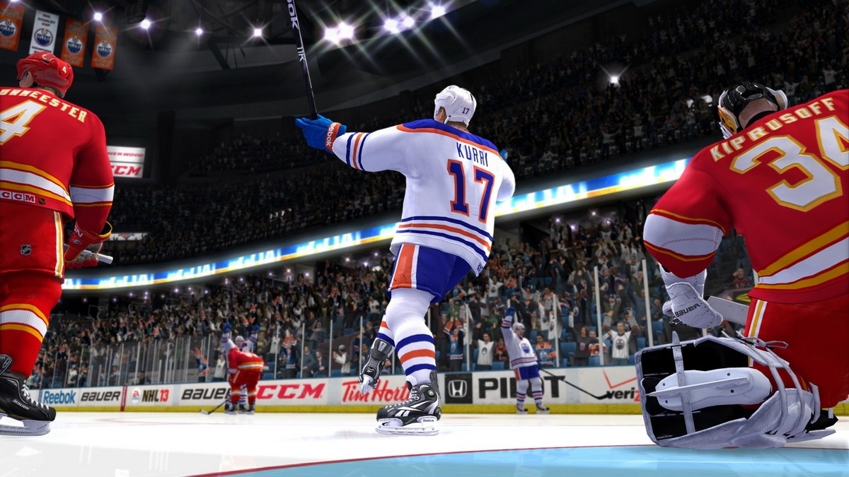 Скриншот из игры NHL 13 под номером 78