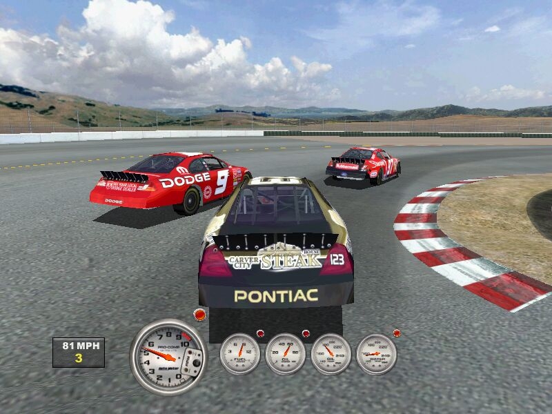 Скриншот из игры NASCAR Racing 2003 Season под номером 4