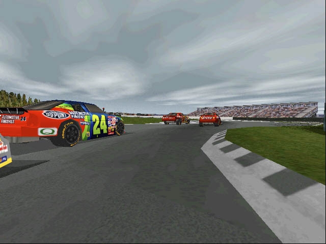 Скриншот из игры NASCAR Revolution под номером 10
