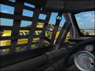 Скриншот из игры NASCAR Thunder 2004 под номером 18