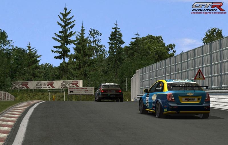 Скриншот из игры GTR Evolution под номером 9