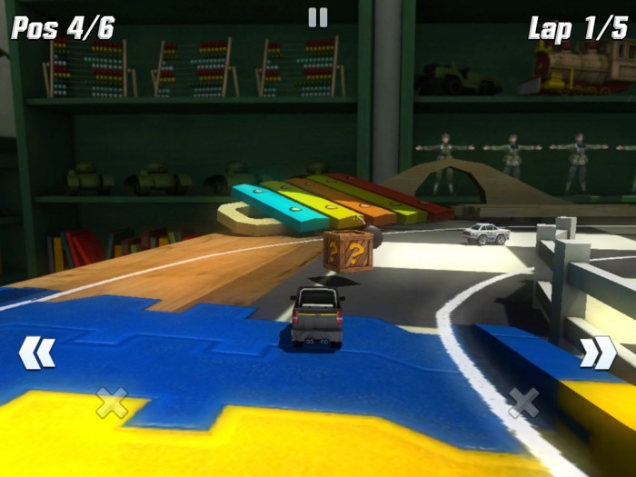 Скриншот из игры Table Top Racing под номером 2