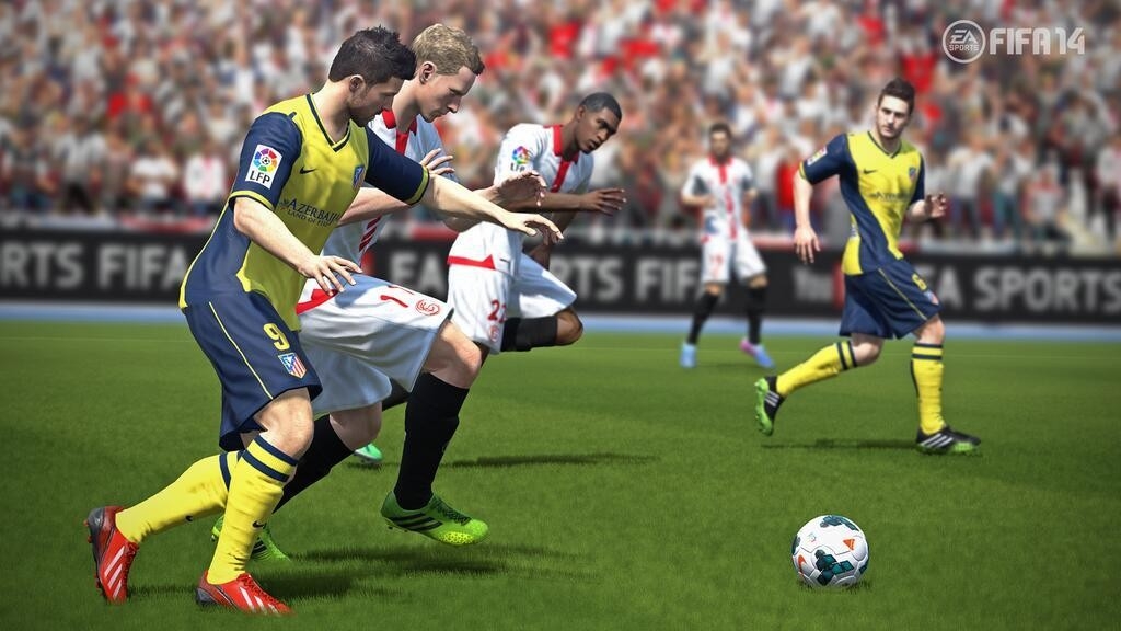 Скриншот из игры FIFA 14 под номером 23