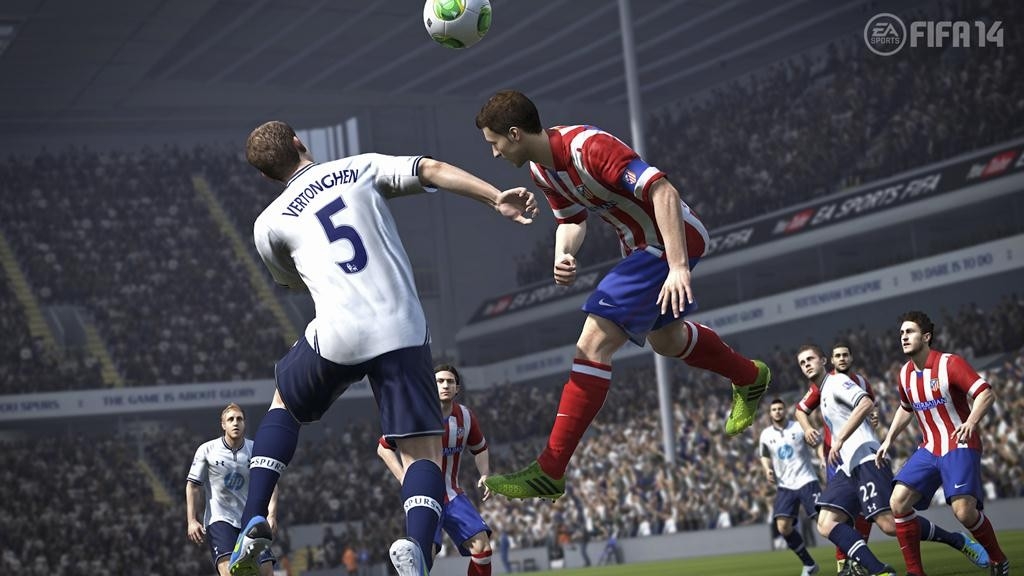Скриншот из игры FIFA 14 под номером 26