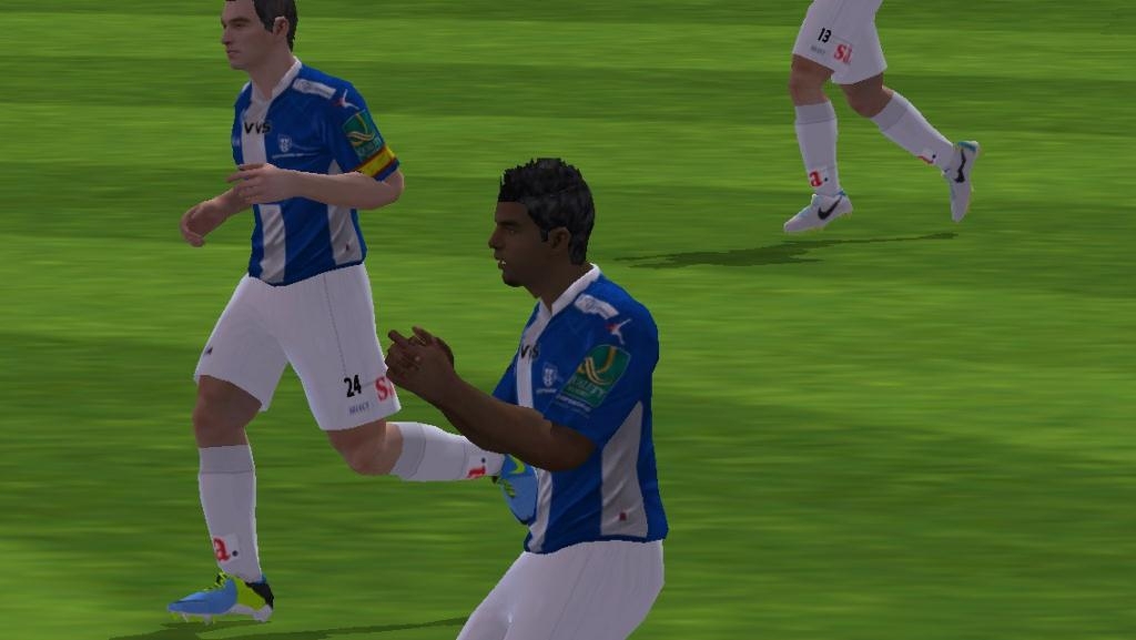 Скриншот из игры FIFA 14 под номером 77