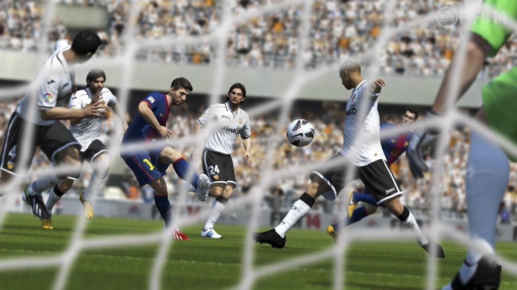 Скриншот из игры FIFA 14 под номером 94