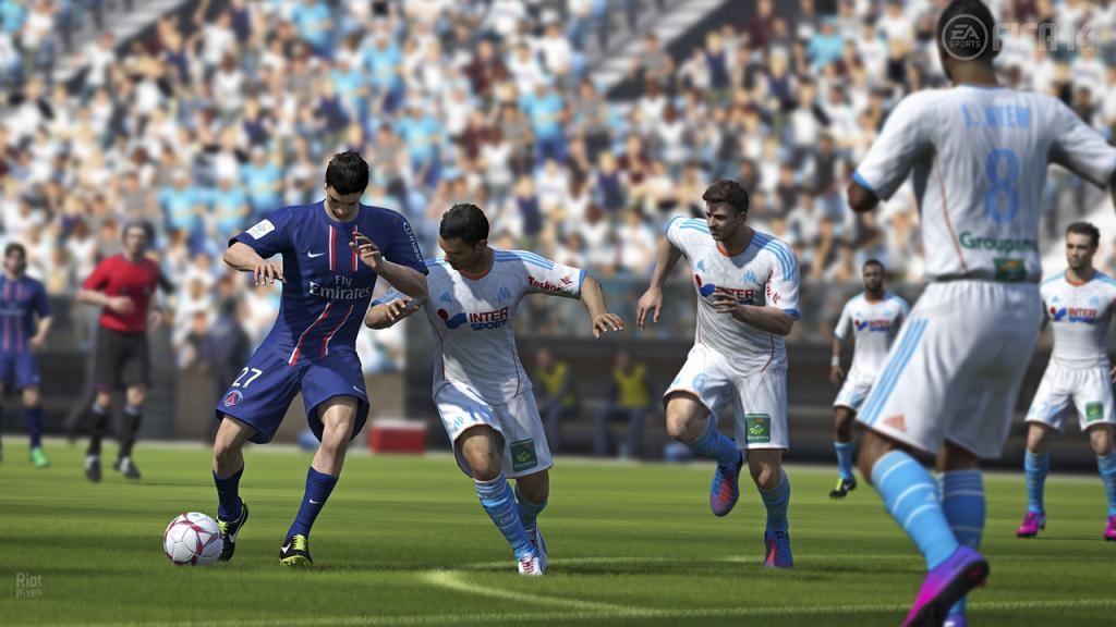 Скриншот из игры FIFA 14 под номером 96