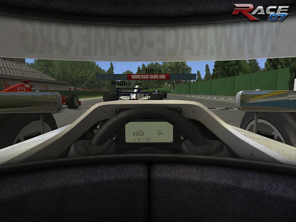 Скриншот из игры RACE 07 под номером 8