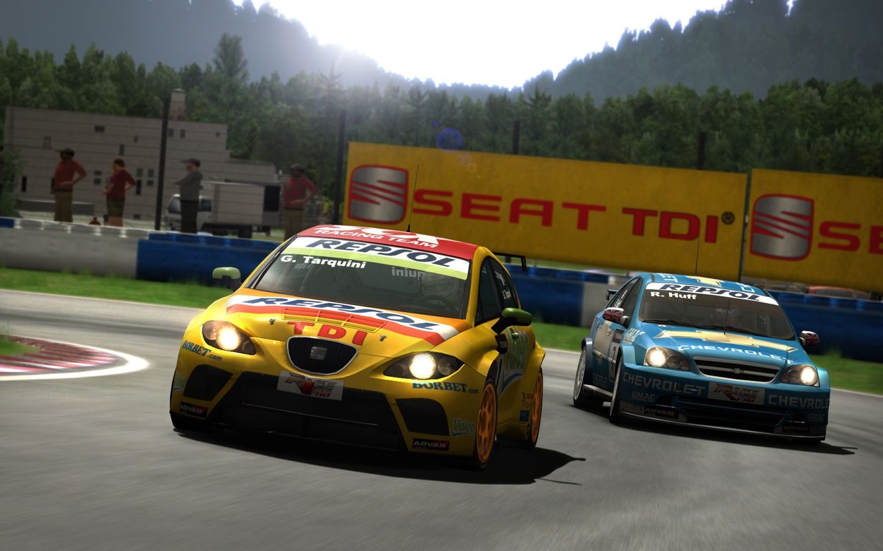Скриншот из игры RACE On под номером 21