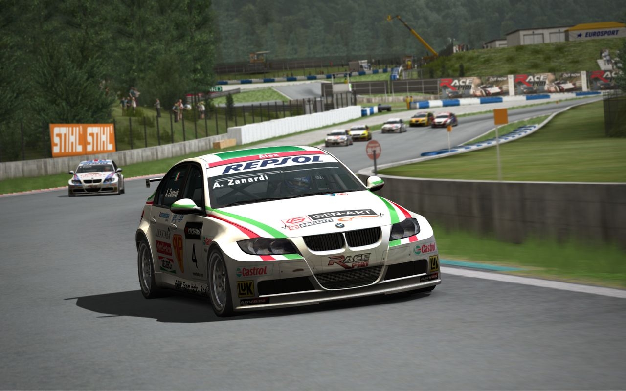 Скриншот из игры RACE On под номером 27