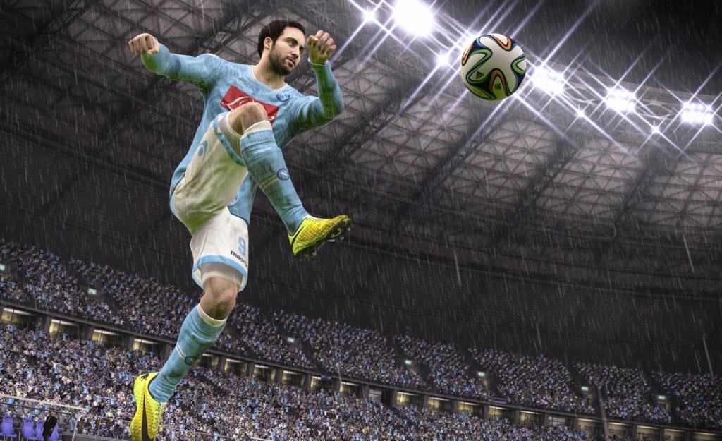 Скриншот из игры FIFA 15 под номером 4