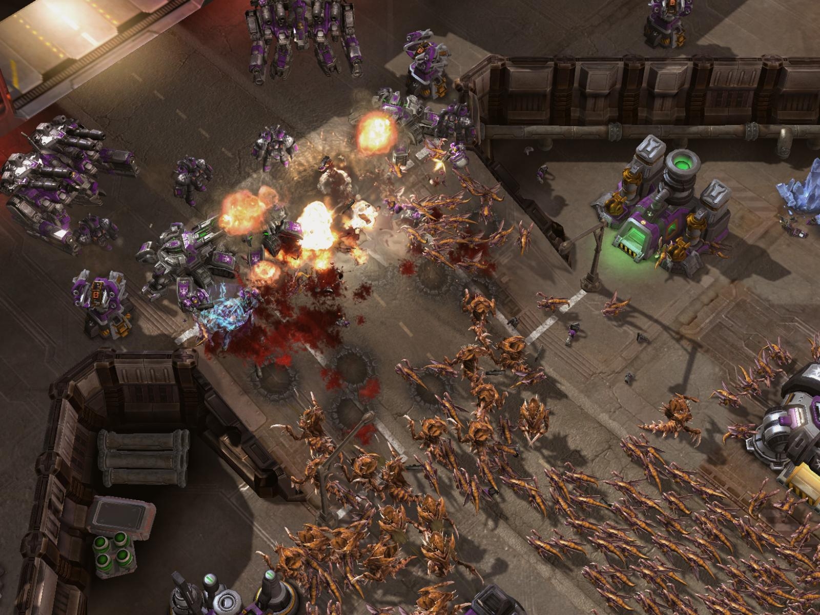 Скриншот из игры StarCraft 2: Wings of Liberty под номером 30